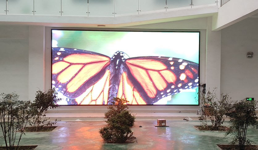 P1.95 LED室內顯示屏